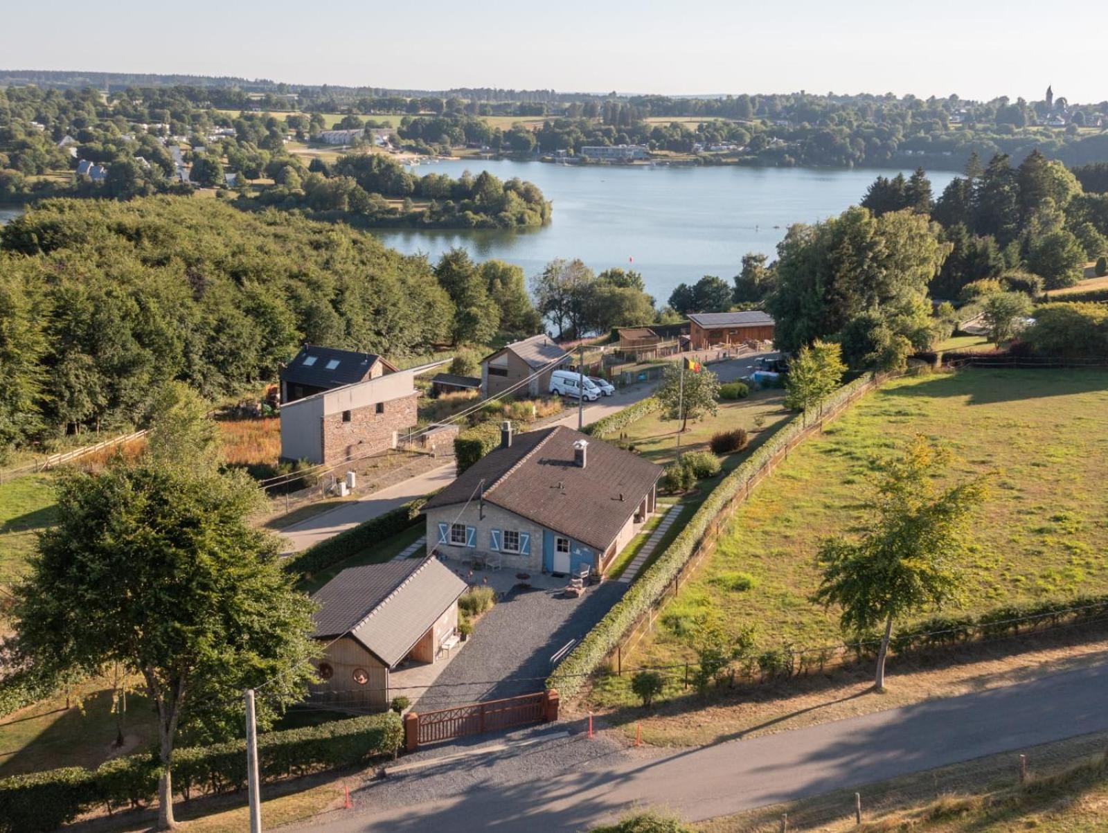 Lac Achette Au Lac Bütgenbach Zewnętrze zdjęcie